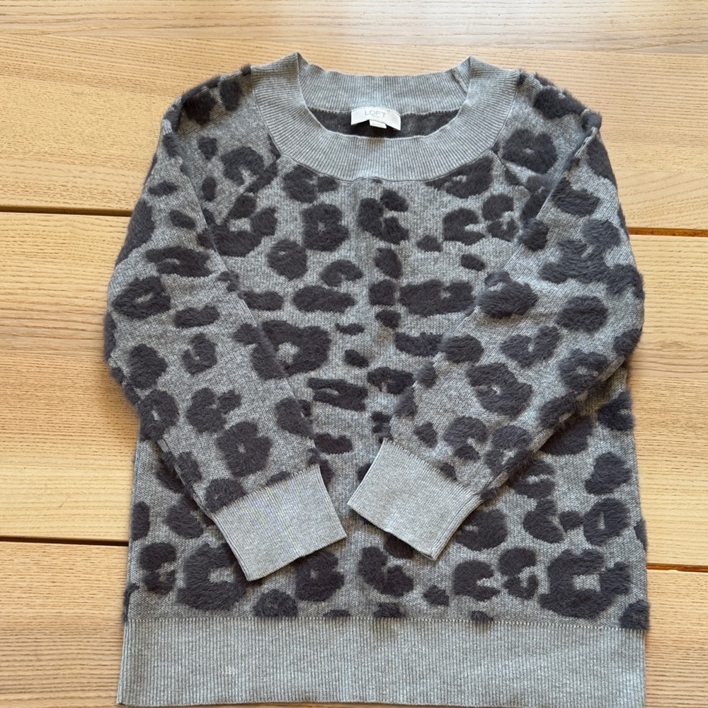 Loft outlet 3/4 length sleeve sweater
